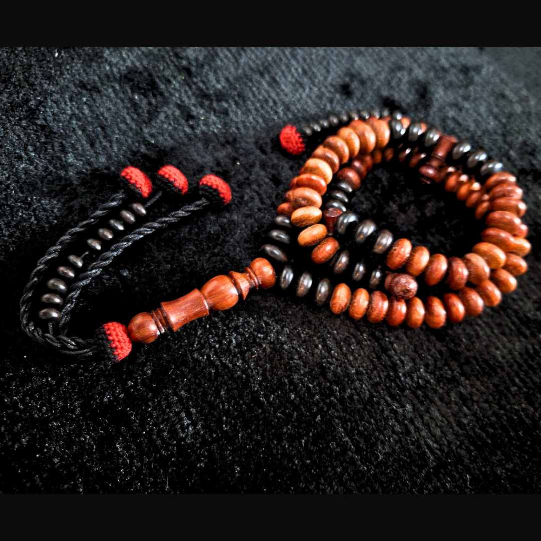 مسبحة خشب الورد المطعم بالأبانوس  - مسبحة الورد - ١٠٠ حبة DHIKR